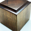 P004 PEANA DE MADERA 4X4X4 cm (Maderas exóticas)